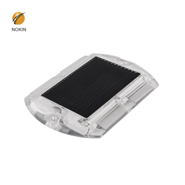 What Are the Specifications of Solar Road Studs?